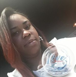 Meet your Posher, Alisha